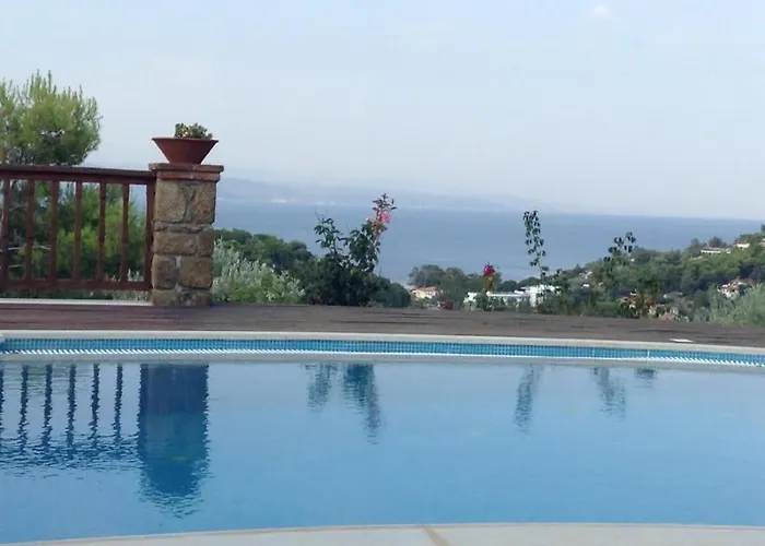 Dreamy Villa Jasmine In Skiathos With Your Exclusive Private Pool