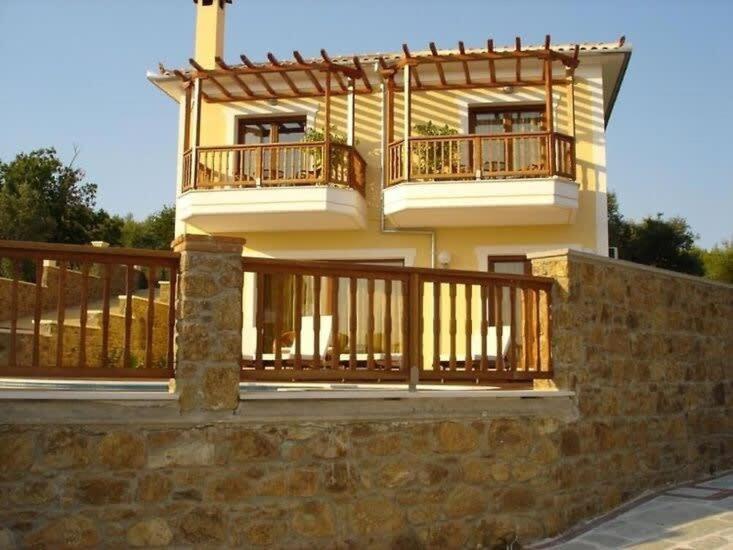 Dreamy Jasmine In Skiathos With Your Exclusive Private Pool Villa