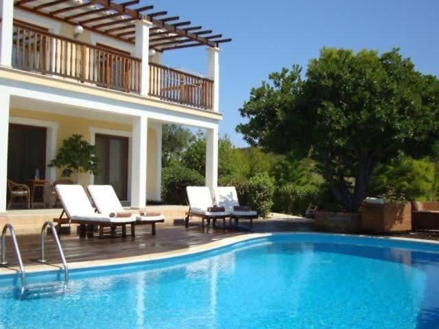 Dreamy Jasmine In Skiathos With Your Exclusive Private Pool *