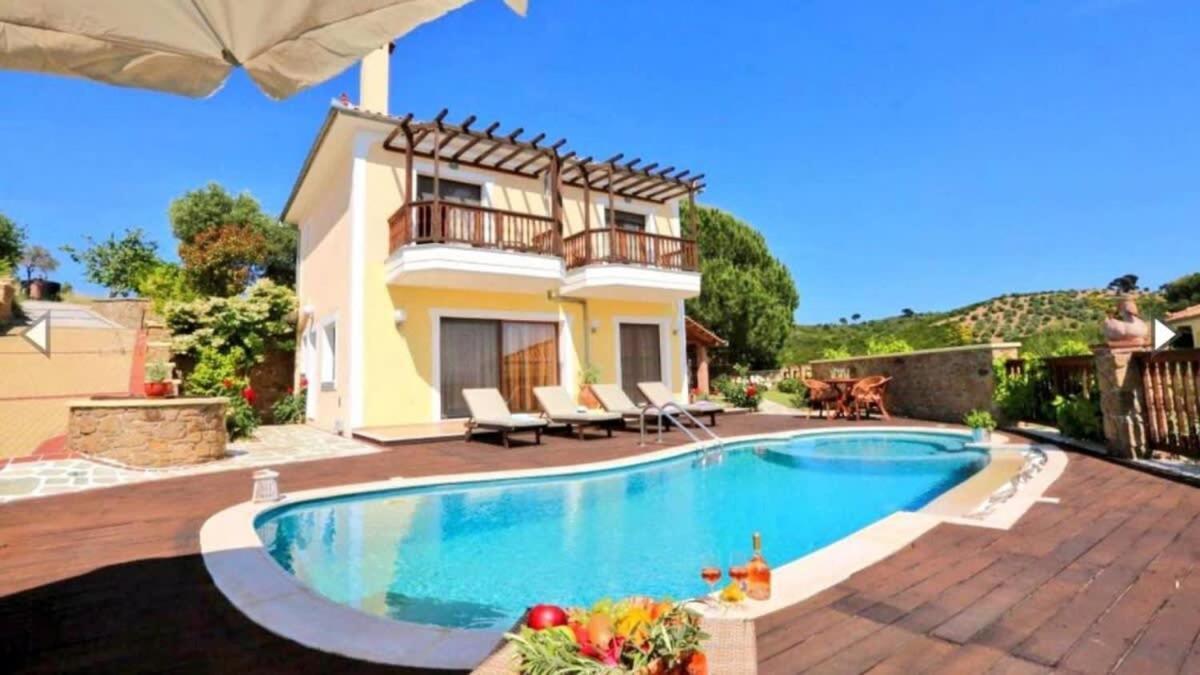 Dreamy Jasmine In Skiathos With Your Exclusive Private Pool Vila