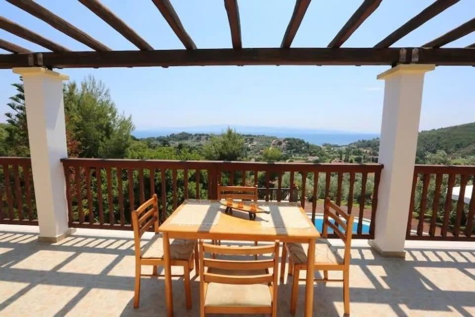 Dreamy Jasmine In Skiathos With Your Exclusive Private Pool Vila *