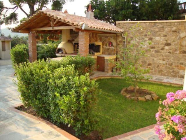 Dreamy Jasmine In Skiathos With Your Exclusive Private Pool *
