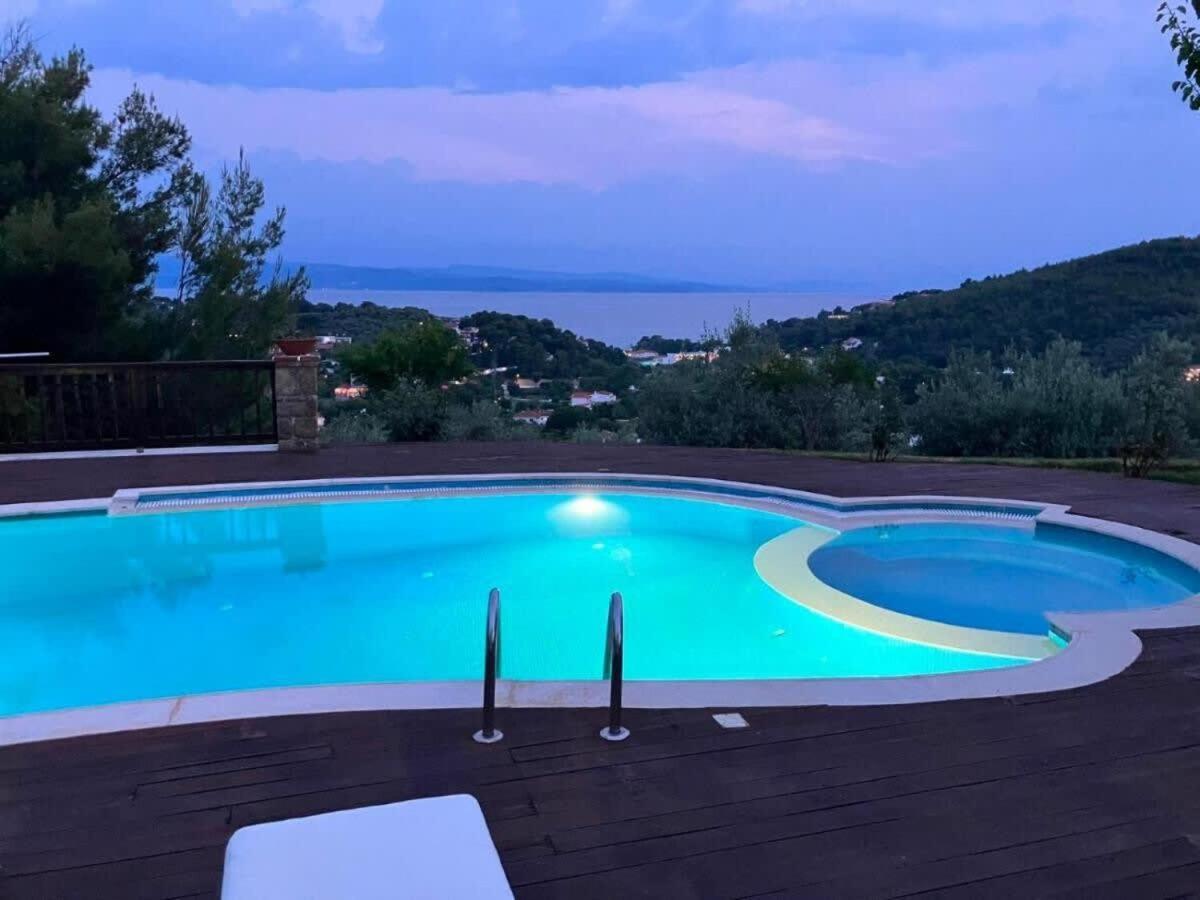 Dreamy Jasmine In Skiathos With Your Exclusive Private Pool Vila