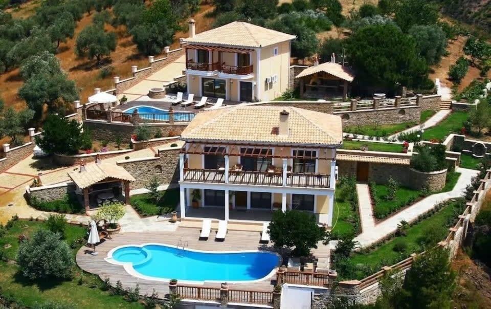 Dreamy Jasmine In Skiathos With Your Exclusive Private Pool